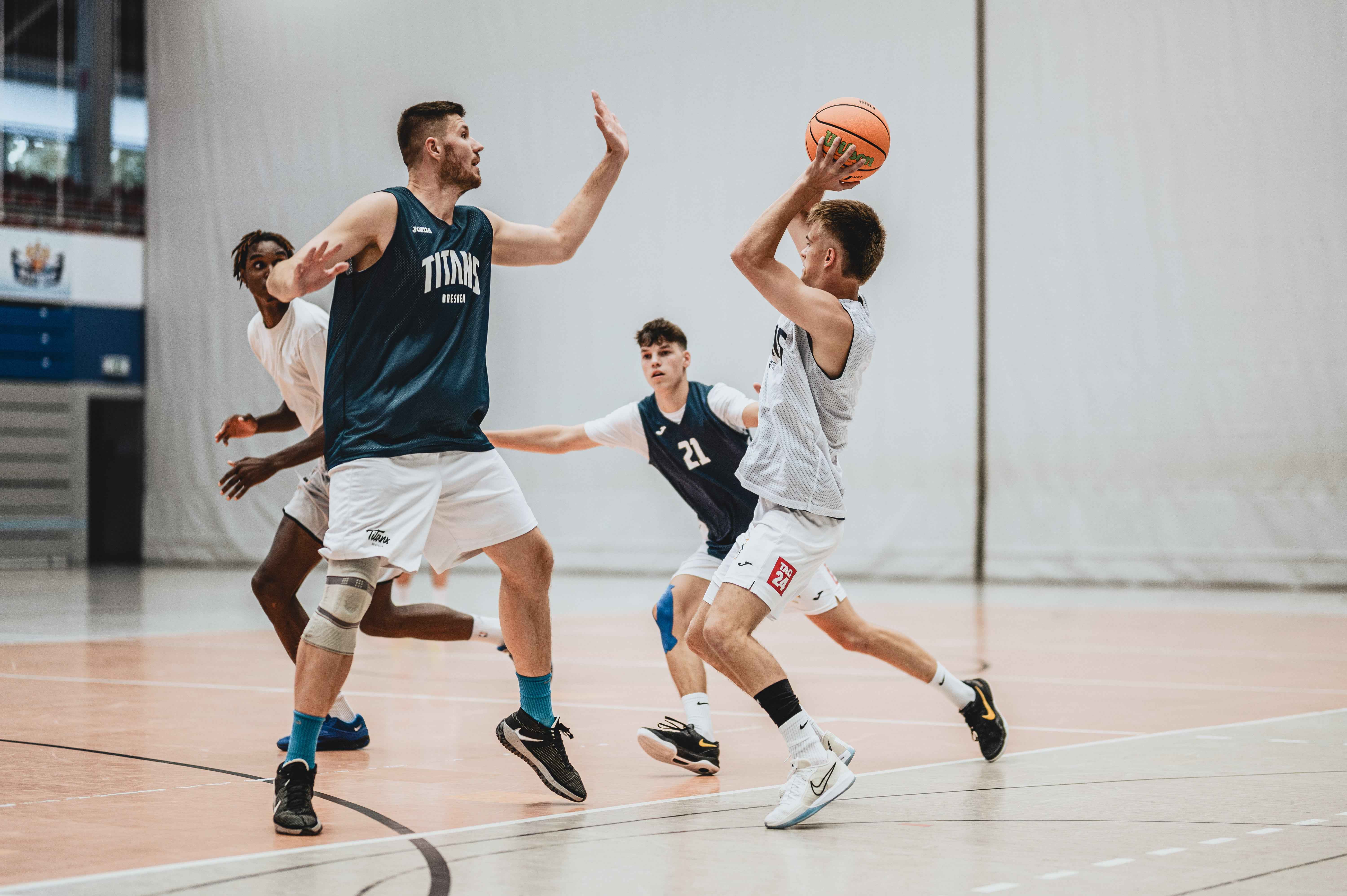 ProB: Ein bekanntes Gesicht zurück bei den Profis: Max von der Wippel rückt in den ProB-Kader auf